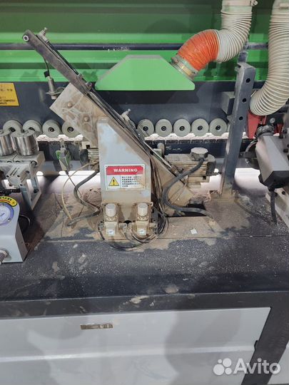 Кромкооблицовочный станок