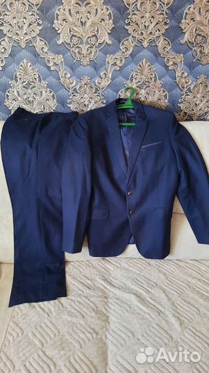 Костюм школьный