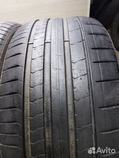 Pirelli P Zero 275/35 R21