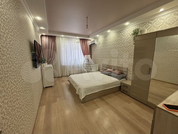 2-к. квартира, 60 м², 1/16 эт.