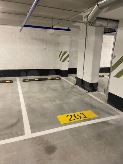 Машиноместо, 13 м²