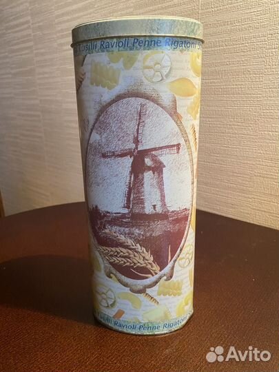 Емкость пищевая для хранения сыпучих продуктов