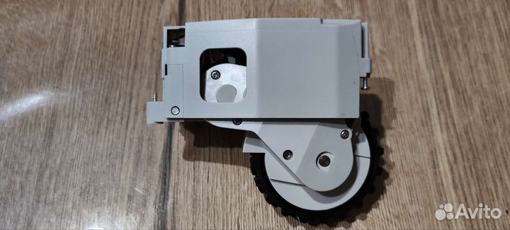 Колесо правое робота пылесоса Xiaomi mijia mi 1s