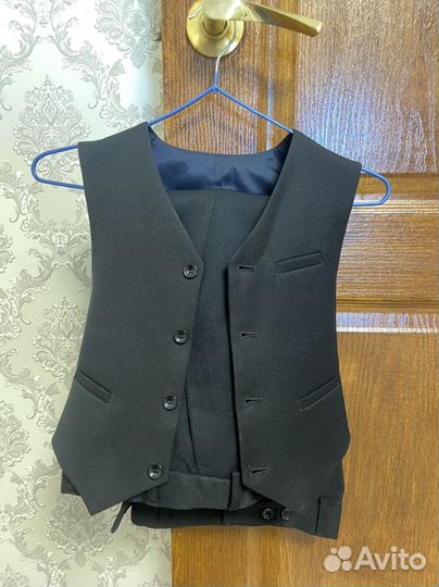 Жилетка и брюки для мальчика 134