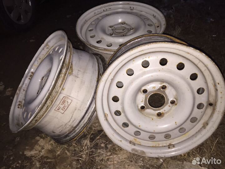 Диски штампованные 4 шт. R-15 газ Волга 3110