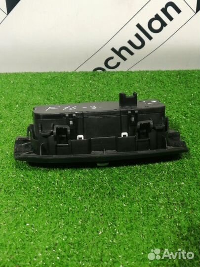 Блок управление освещением Bmw X6 F16 2017