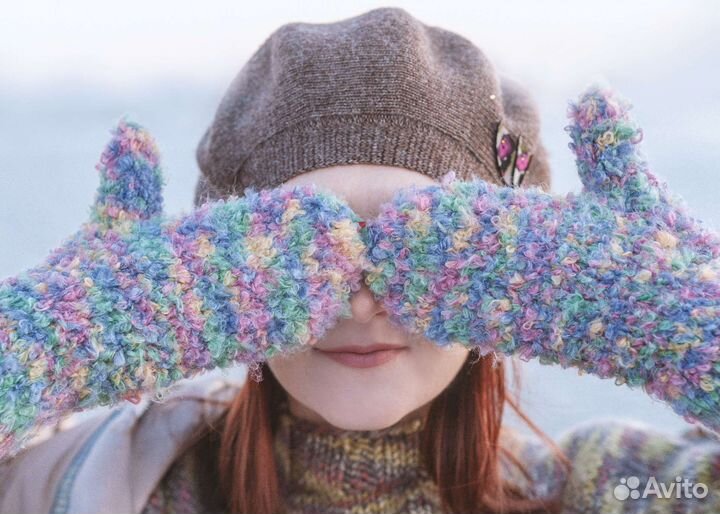 Варежки вязаные женские из букле