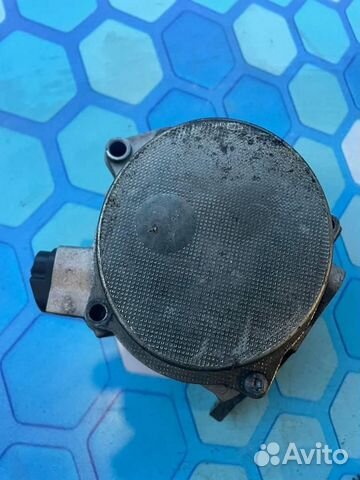 Насос вакуумный 06H145100AB