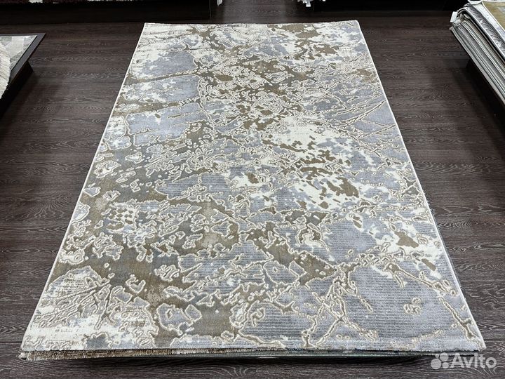 Ковер турецкий новый 2х2.9м