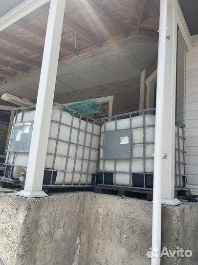 Емкость для воды бу