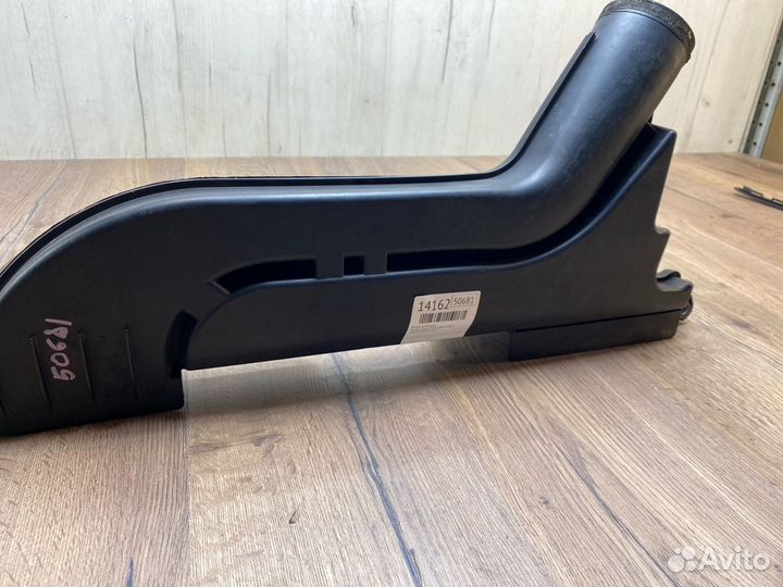 Воздухозаборник Nissan Teana TNJ32 QR25 2011