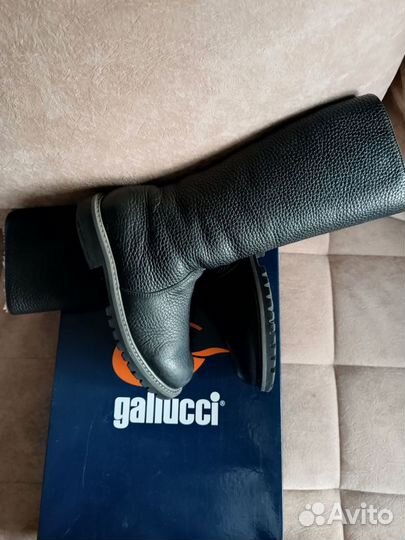 Сапоги Gallucci 33 зимние и игра