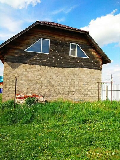 Дом 140 м² на участке 50 сот.