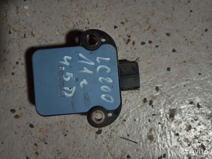 Датчик курсовой устойчивости Toyota Land Cruiser 2