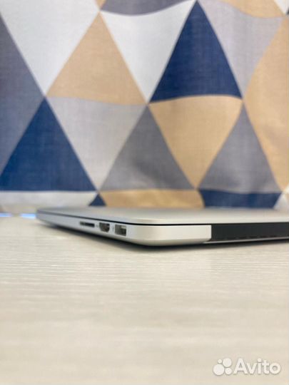 Apple MacBook air 2020 m1