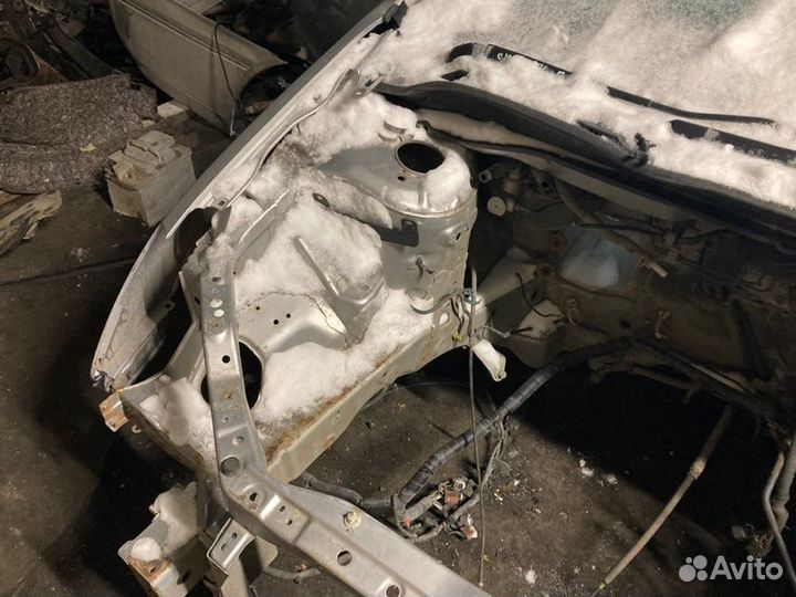 Рамка радиатора Honda Civic EU3 D17A 2001