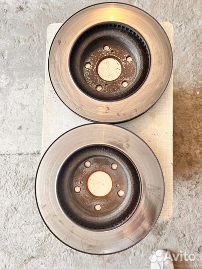 Тормозные диски toyota rav 4, 2010г