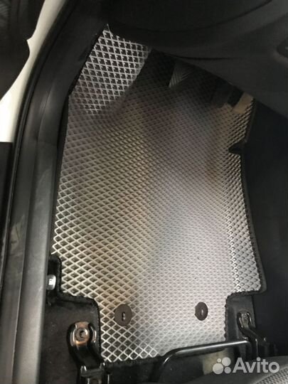 Коврики в автомобиль эва в подарок подпятник + 2 л