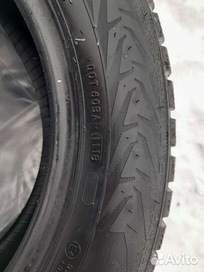 Nokian Tyres Nordman 7 SUV 215/55 R16
