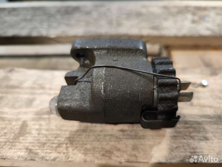 Цилиндр тормозной передний ныса жук