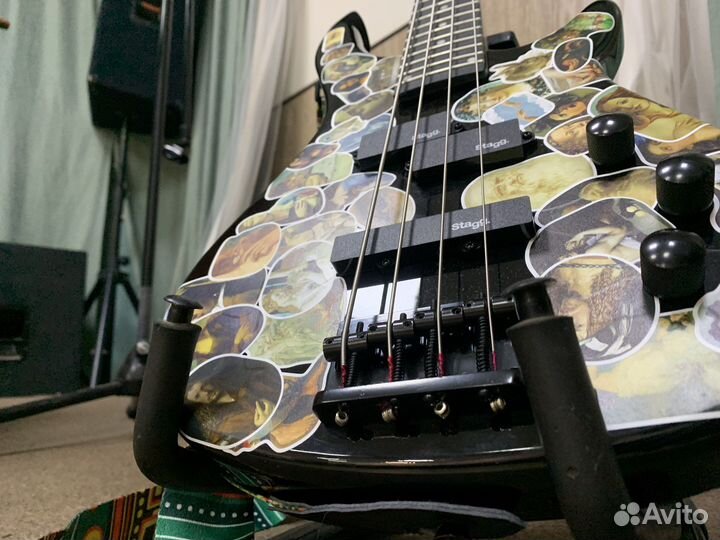 Бас Гитара stagg 4 струны