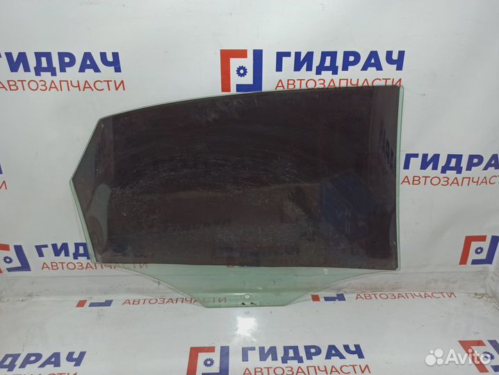 Стекло двери задней левой Volkswagen Polo Sedan (M