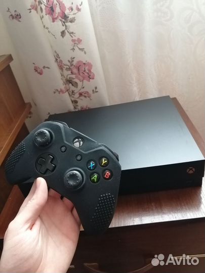 Xbox One X 500gb ssd