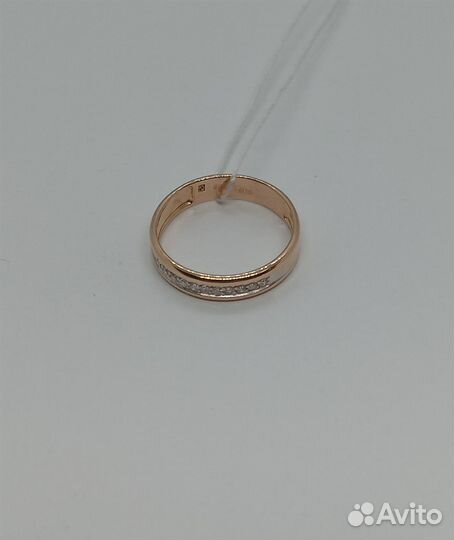 Золотое обручальное кольцо с камнем 16,5р