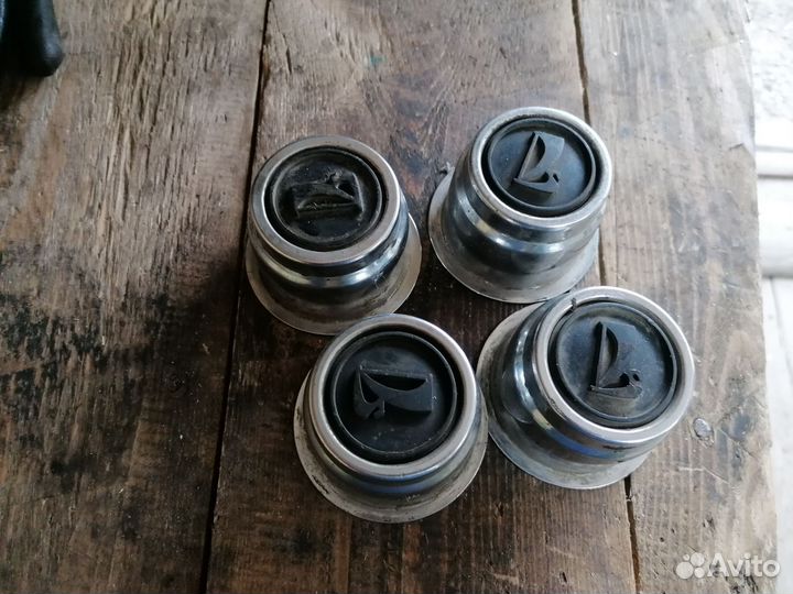 Колпачки на ступицу ваз