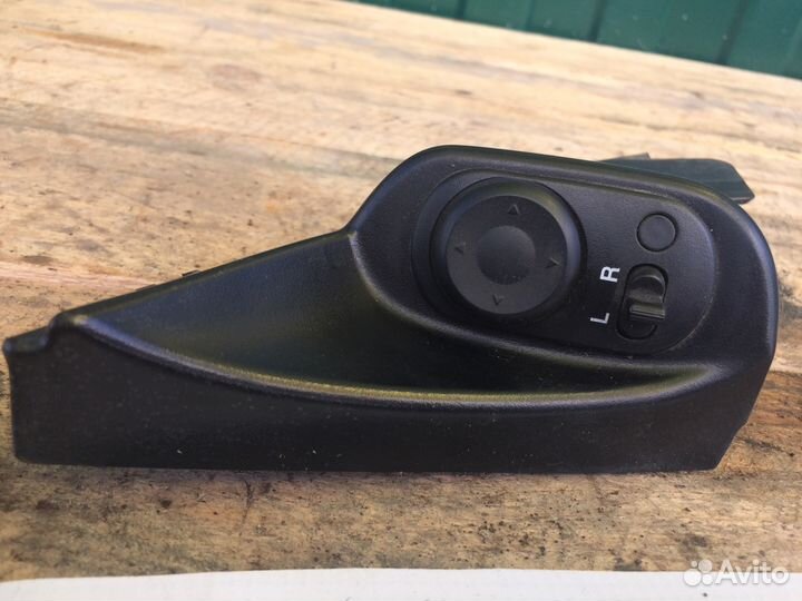 Переключатель регулировки зеркал Chevrolet Lacetti