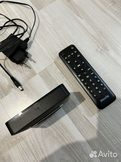 SMART tv приставка movix pro