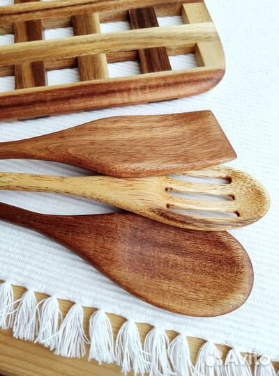 Новые приборы для готовки (массив акации)