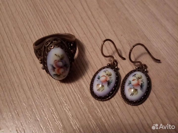 Серьги и кольцо. Финифть