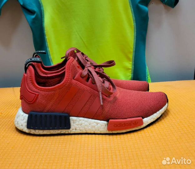 Кроссовки adidas nmd r1