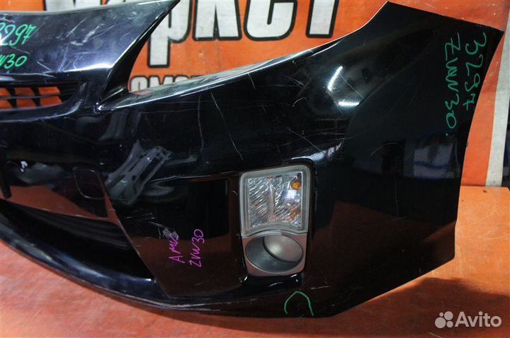 Бампер передний Toyota Prius ZVW30 2010