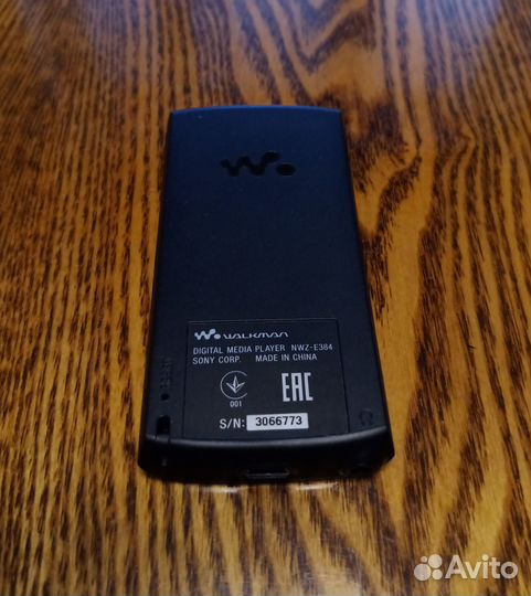 Плеер Sony Walkman NWZ-E384