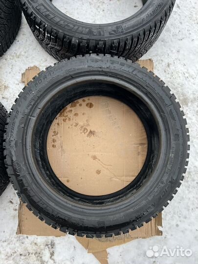 Michelin X-Ice North 3 215/50 R17 95T