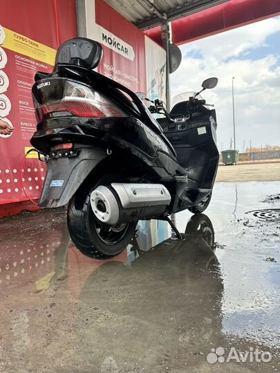 Скутер Suzuki