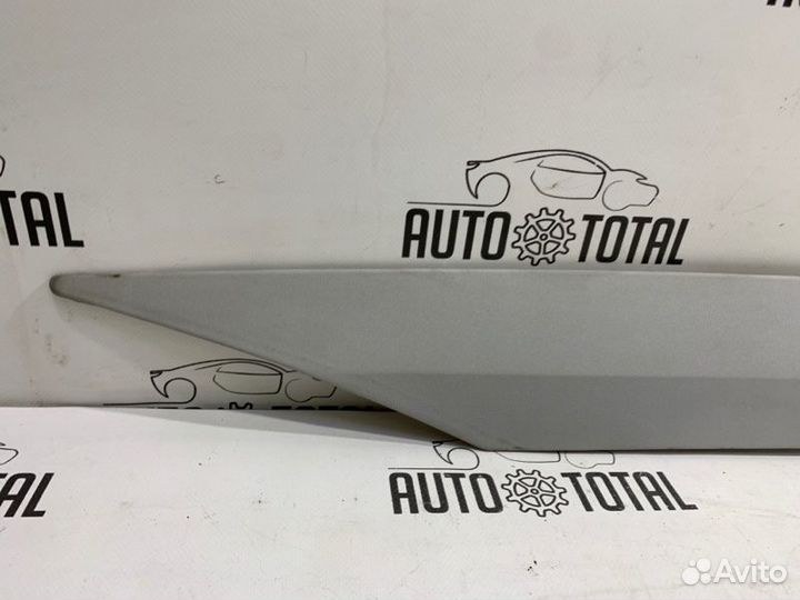 Обшивка стойки задняя левая Bmw 745 E65 N62B44