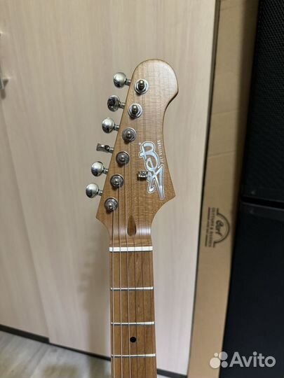 Электрогитара Jet JT 300 SB, новая