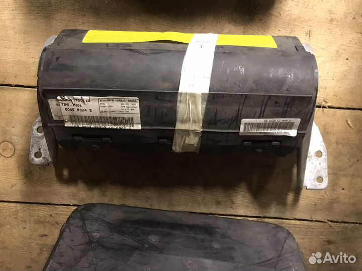 Подушка безопастности пассажира ASR Мерседес 140w1