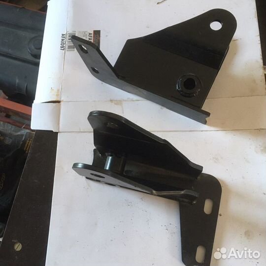 Кастор платы Toyota Land Cruiser 70/80/105