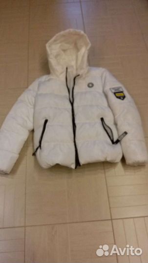 Куртка женская новая 46 48