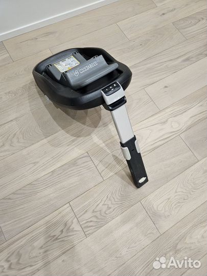 Maxi cosi pebble с базой family fix