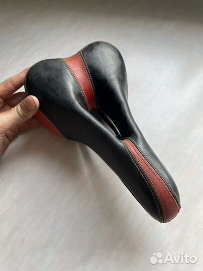 Седло велосипедное