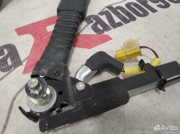 Ремень безопасности передний правый Honda Civic 4D