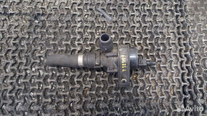 Насос водяной BMW 7 E38, 2000