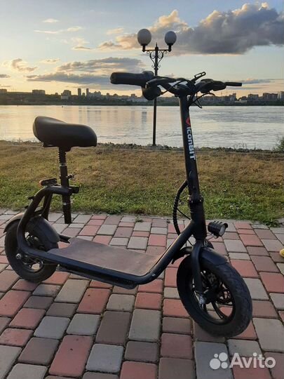 Самокат взрослый электрический