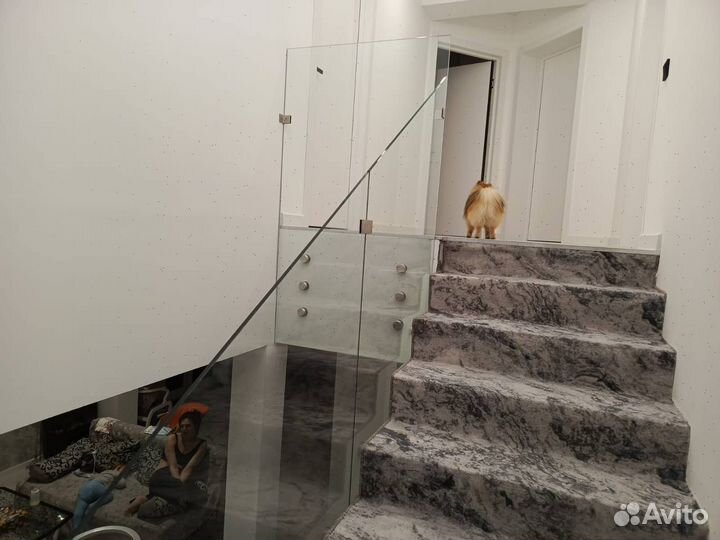 Перила для лестниц из стекла