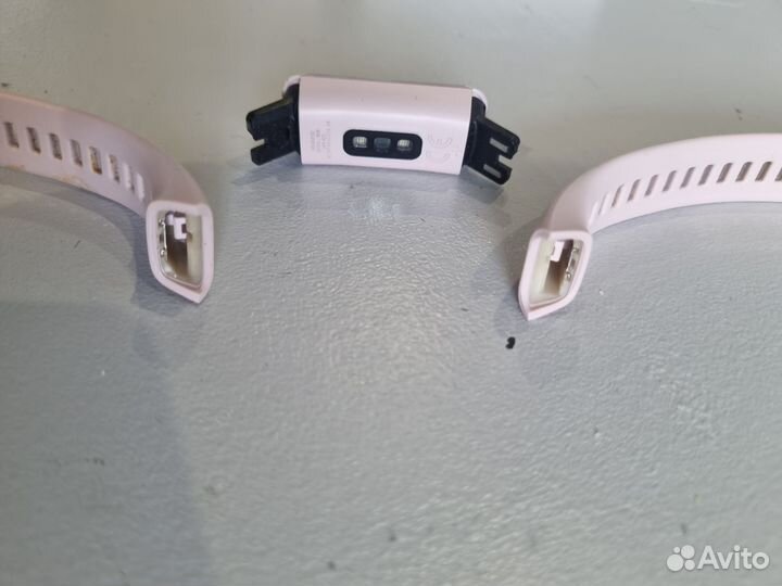 Huawei band 4